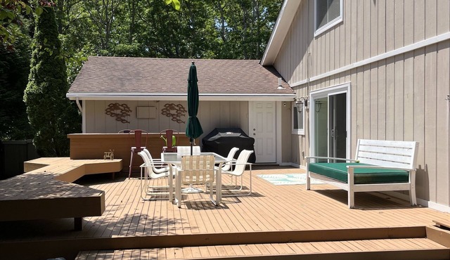 Amazing Westhampton home with all amenities-pool, hot tub, tennis court, deck.