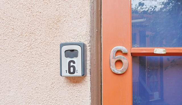 Apartment #06