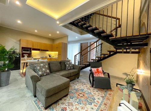 Arumdaun Villa Syariah,with Private Pool in Cigadung