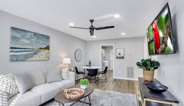 ATH - Spring Road 1734 · Austell - 2BR- Ranch - Pet Friendly (1734)