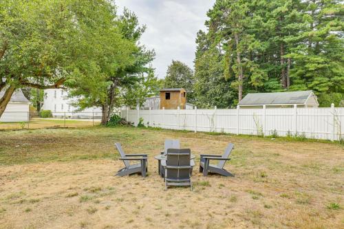 BBQ Ready: Historic Apt 3 Mi to Dtwn Manchester