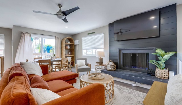 Beachy Farmhouse Family Retreat