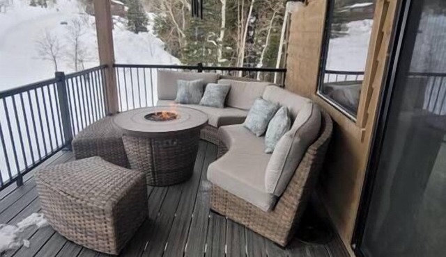 Bear Necessities Above Park City, Bear Necessities Above Park City