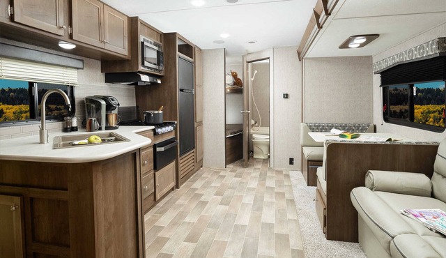 Beautiful Camper on quiet lot in the foothills of Western NC