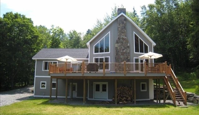 Beautiful Custom Built Timber Frame Home, Sleeps 11