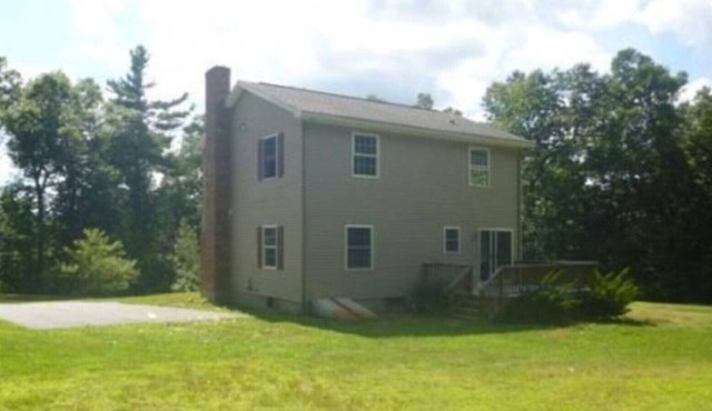 BEAUTIFUL NEW ENGLAND HOME NEAR WACHUSETT MTN, WORCESTER JUST 1HR BOSTON, NH, VT
