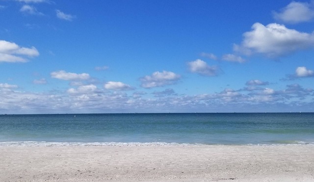 Beautiful St Pete Beach Vacation Condo Across the Street from the Beach