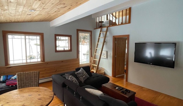 Best Pricing for Xmas, MLK, and February break. Ski Mt Snow or Stratton
