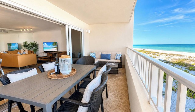 BOUTIQUE BEACH FRONT LUXURY LOCATED DIRECTLY ON BEACH WITH FABULOUS SUNSETS