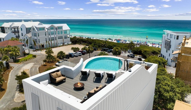 Breathtaking Gulf Views! | Rooftop Pool | 2 Minute To Beach!