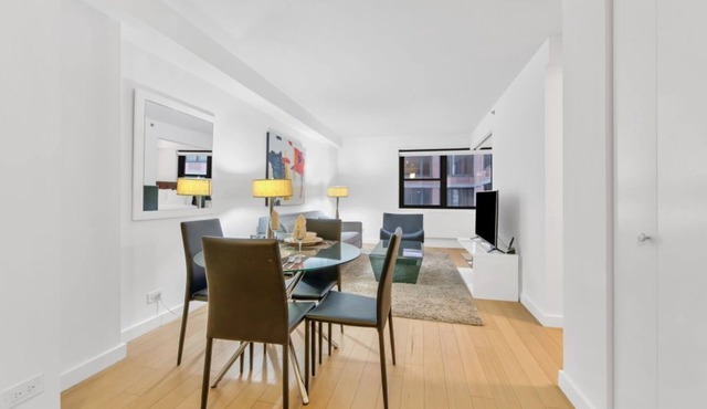 Bright & Spacious 1BR Retreat at The Nash