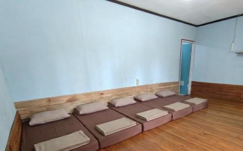 Cabin Joglo TB4
