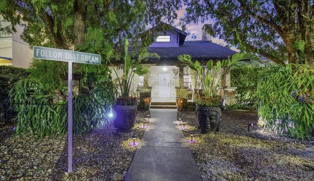 Casa Alaïa | West Brickell | Sleeps 20 | Pool&Spa