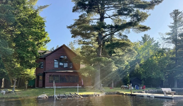 Casa Verde: Waterfront 5BR Retreat with 2 Living Areas & Fire Pit!