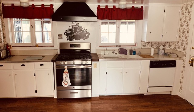 Centennial Inn Bed & Breakfast