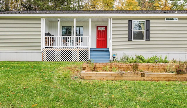 Charming 3-bedroom house in tranquil Godeffroy with WiFi