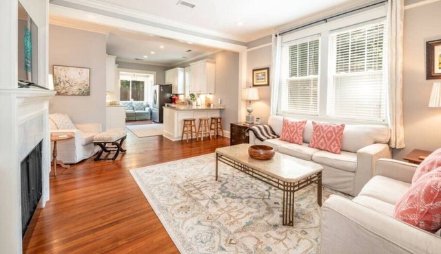 Charming Avondale Home ~ 5 min from Downtown!