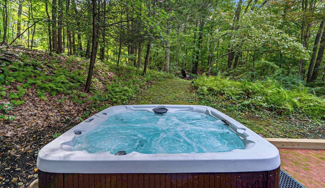 Charming Forest Getaway near West Point & Storm King