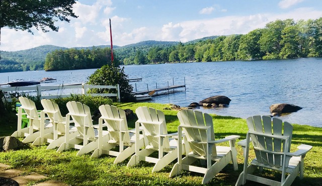 Charming lake front cabin on Highland Lake