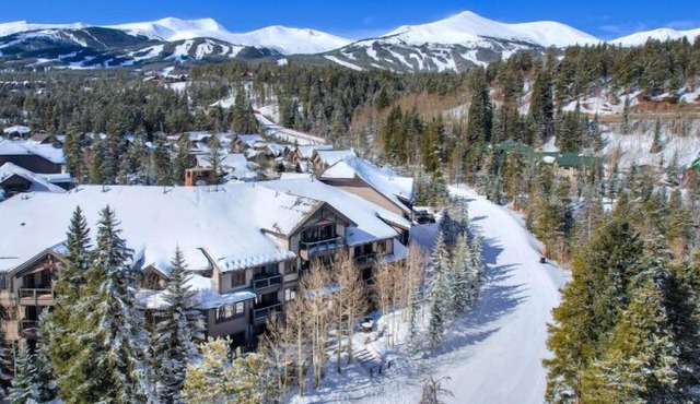 Charming Mountain Condo