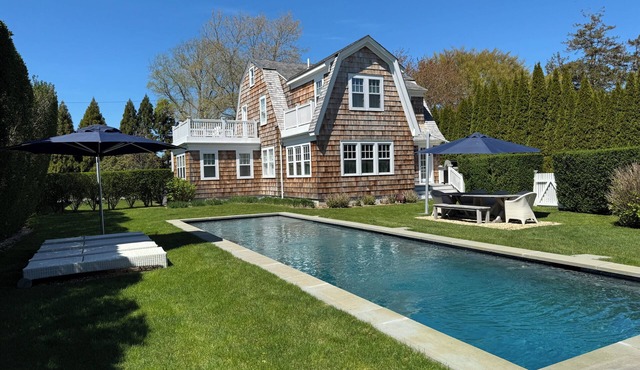 Charming renovated 3 bed mini-estate in Southampton Village available in June.