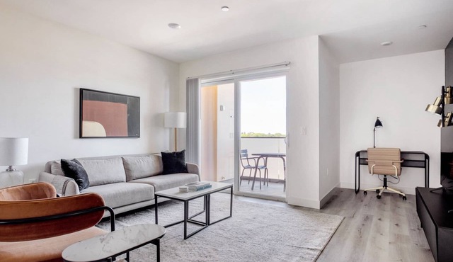 Charming West LA 1BR w/Rooftop & Gym, Close to Beach, by Blueground