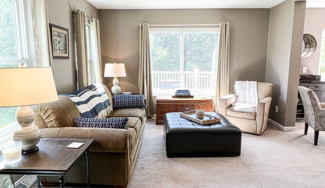 COMFORTABLE & SPACIOUS Home in Harbor Springs - Minutes from the Ski Hills!