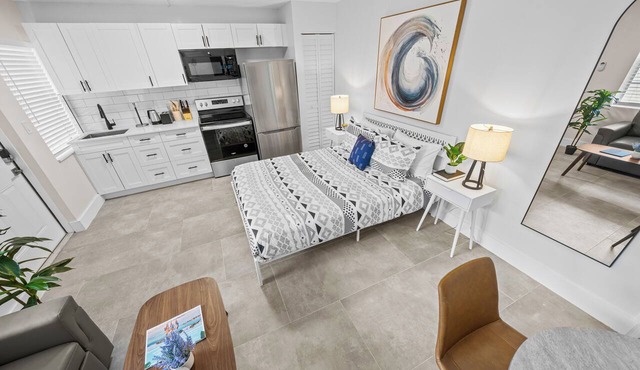 Comfy Studio w/Sofa Bed & Pool Access
