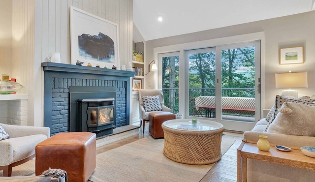 Condo with Hot Tub & Private Sauna, Deere Run