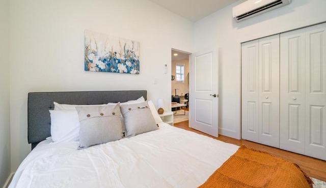 Cornhill 1BR Downtown High Falls Wi-Fi Kitchen TV