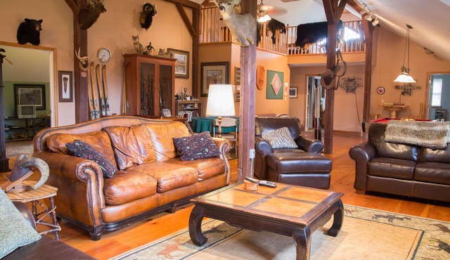 Country Getaway Lodge/Ranch near Saratoga Springs