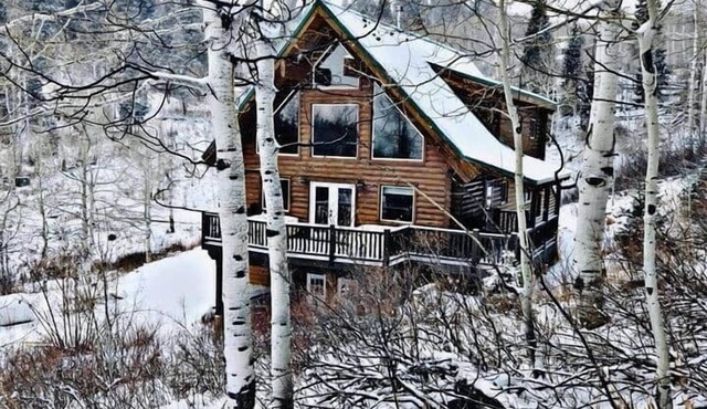 Cozy Cabin Getaway Above Park City With Hot Tub