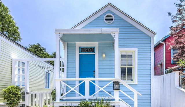 Cozy Historic Beach Cottage II