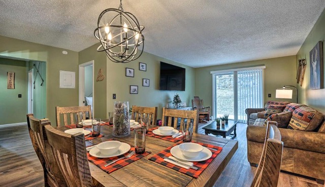 Cozy Ski-In/Ski-Out Condo on Magic Mountain