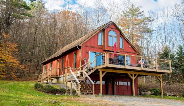 Cozy Vermont Cabin · Mountain Views · Near Okemo