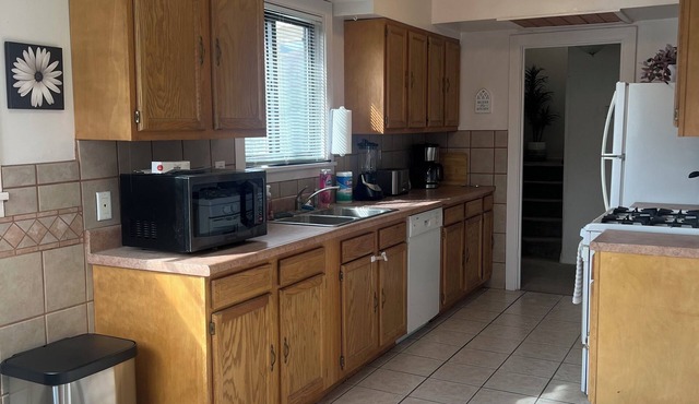 Delightful 3-bedroom condo in charming Los Alamos with beautiful views.