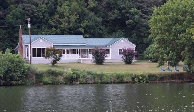 Deltopia on Waterfront New River/Claytor Lake