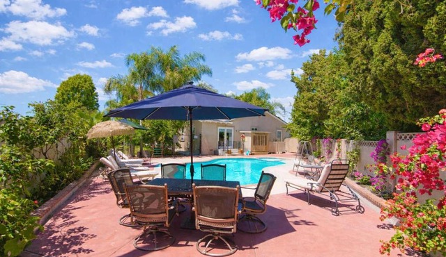 Disneyland Paradise 6 BedRoom 4 Bathroom Pool Spa Games