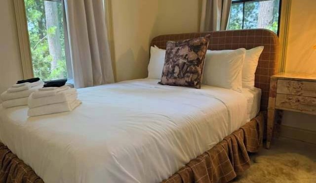 Dogwood - Upscale 2 Bedroom Villa at Petite Acres