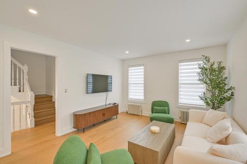 Easy NYC Access! Yonkers Apt 1/2 Mi to Metro-North