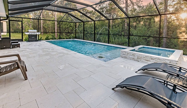 Elegant & Private Villa Minutes From Top Beaches