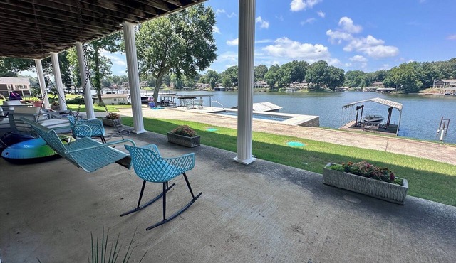 Enjoyable 1-bedroom apartment on WILSON LAKE in Muscle Shoals
