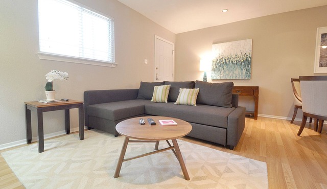 Fabulous Central Austin Condo!