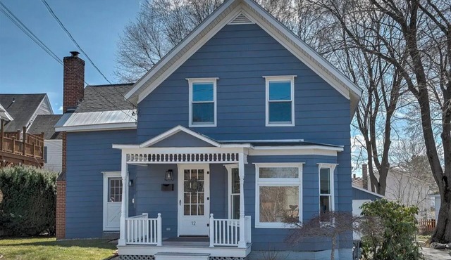 Family-Friendly 3BR Historic Home – Walk to Keene Central Square & Trails!