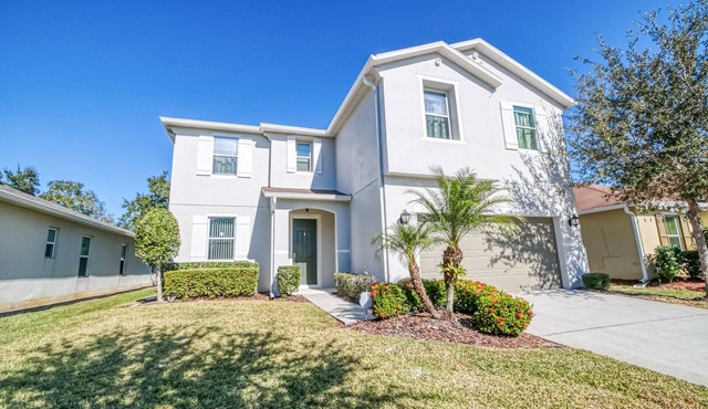 Family-friendly 4 Bedroom Home near Walt Disney World