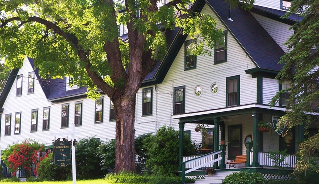 Follansbee Inn