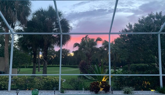 For the Ultimate Vacation Come Stay at Rosedale Golf & Country Club!!