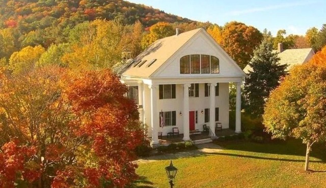 Four Columns Inn