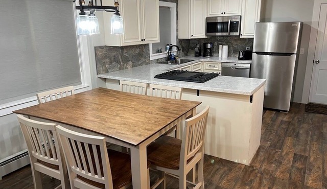 Freshly Renovated House! Walking Distance to Downtown