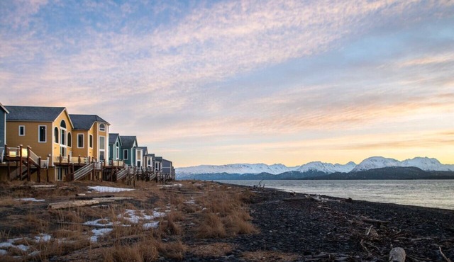 Glacier + Tide Residence